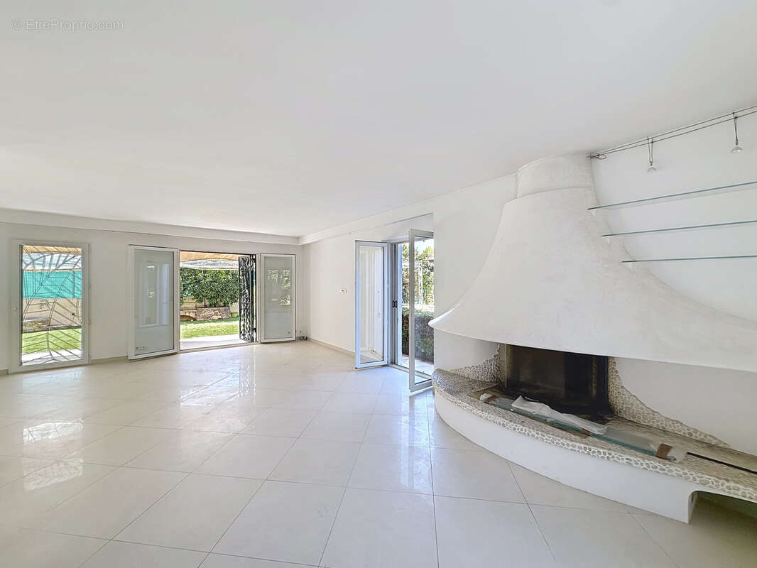 Maison à ANTIBES