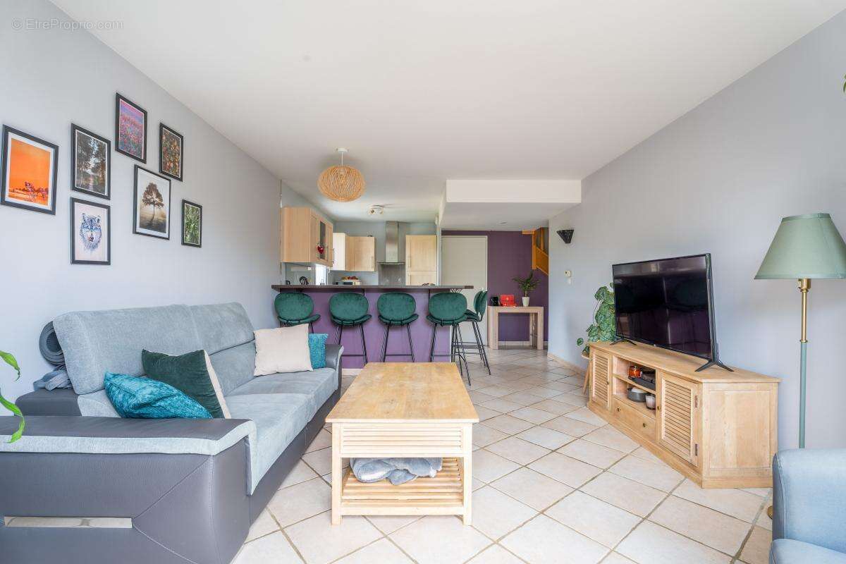 Appartement à FLEURIEUX-SUR-L'ARBRESLE