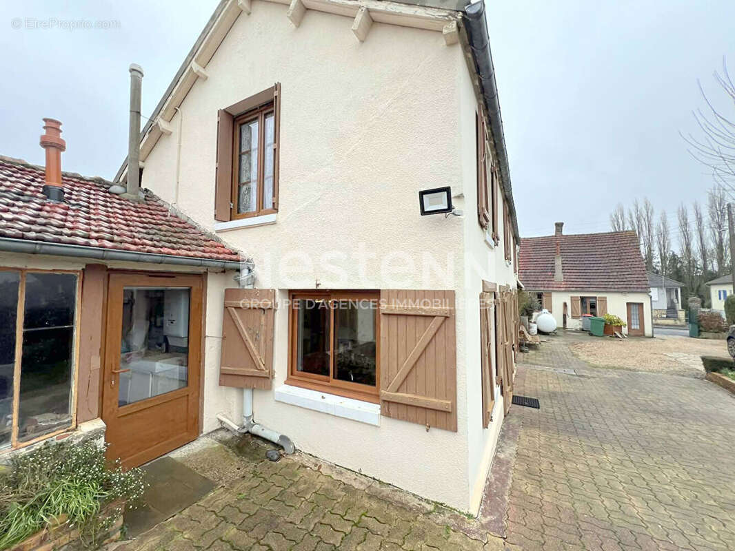 Maison à SAINT-CREPIN-IBOUVILLERS
