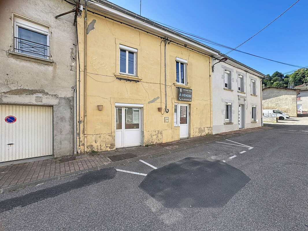 Maison à ARTAS