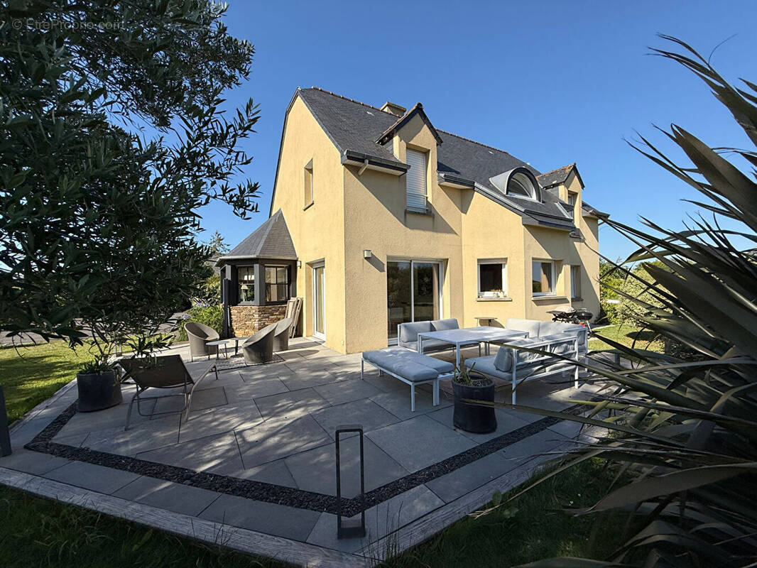 Maison à LILLEMER