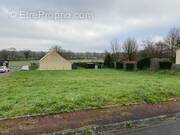 Terrain à NOTRE-DAME-DU-PE