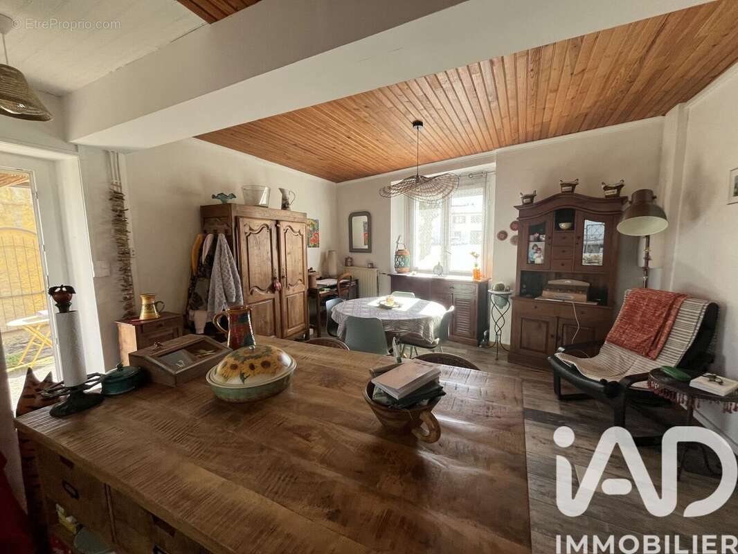 Maison 70 m² à Rieux-De-Pelleport  - photo 2