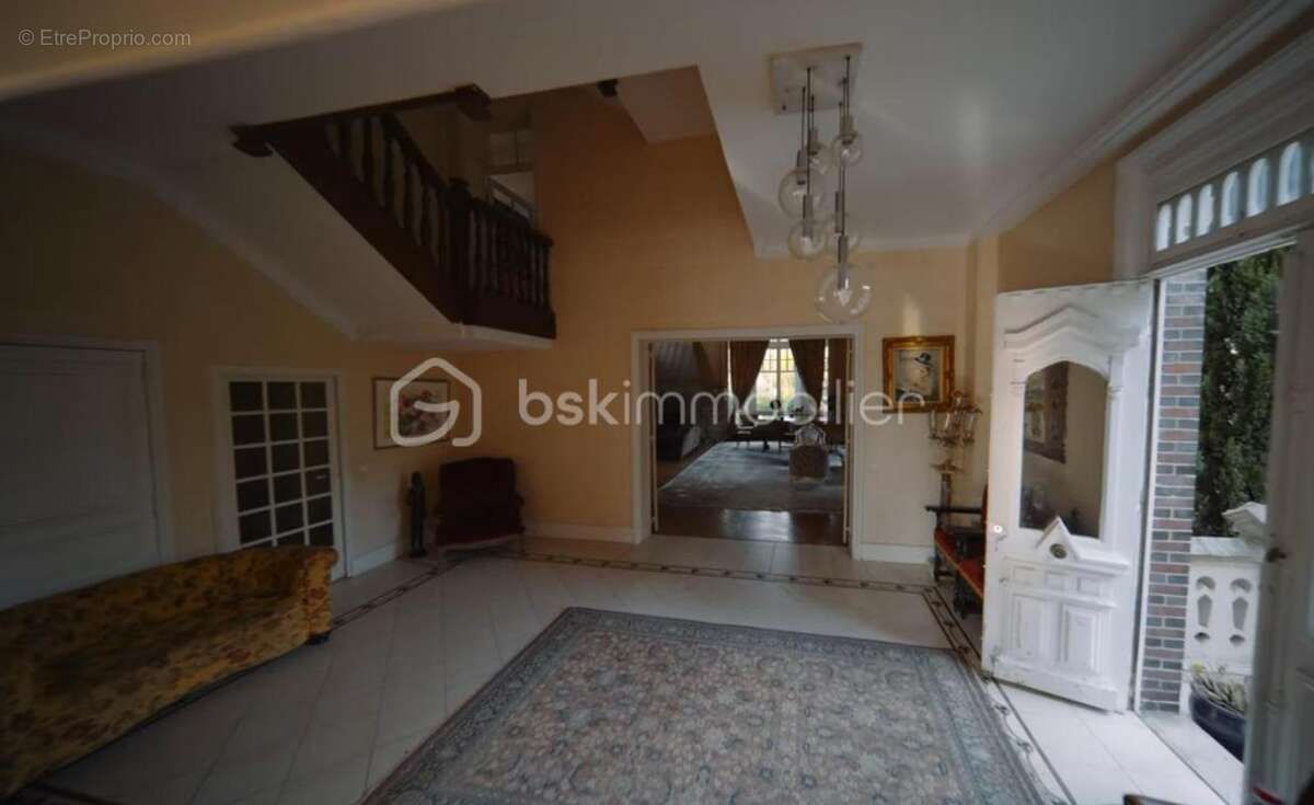 Maison à LE VESINET