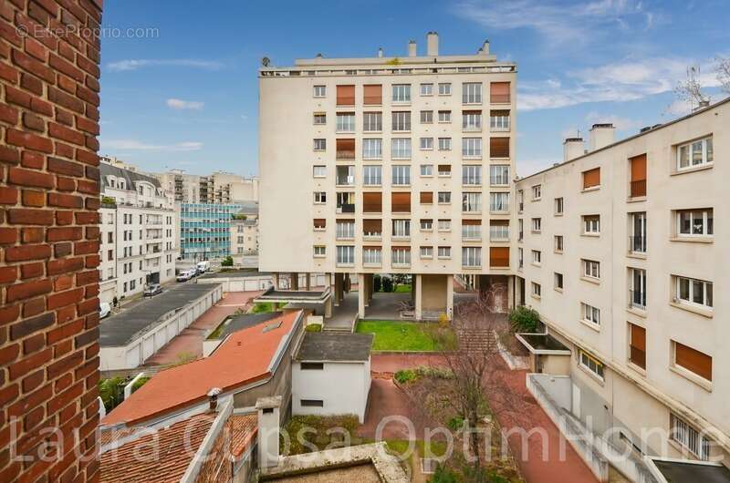 Appartement à BOURG-LA-REINE