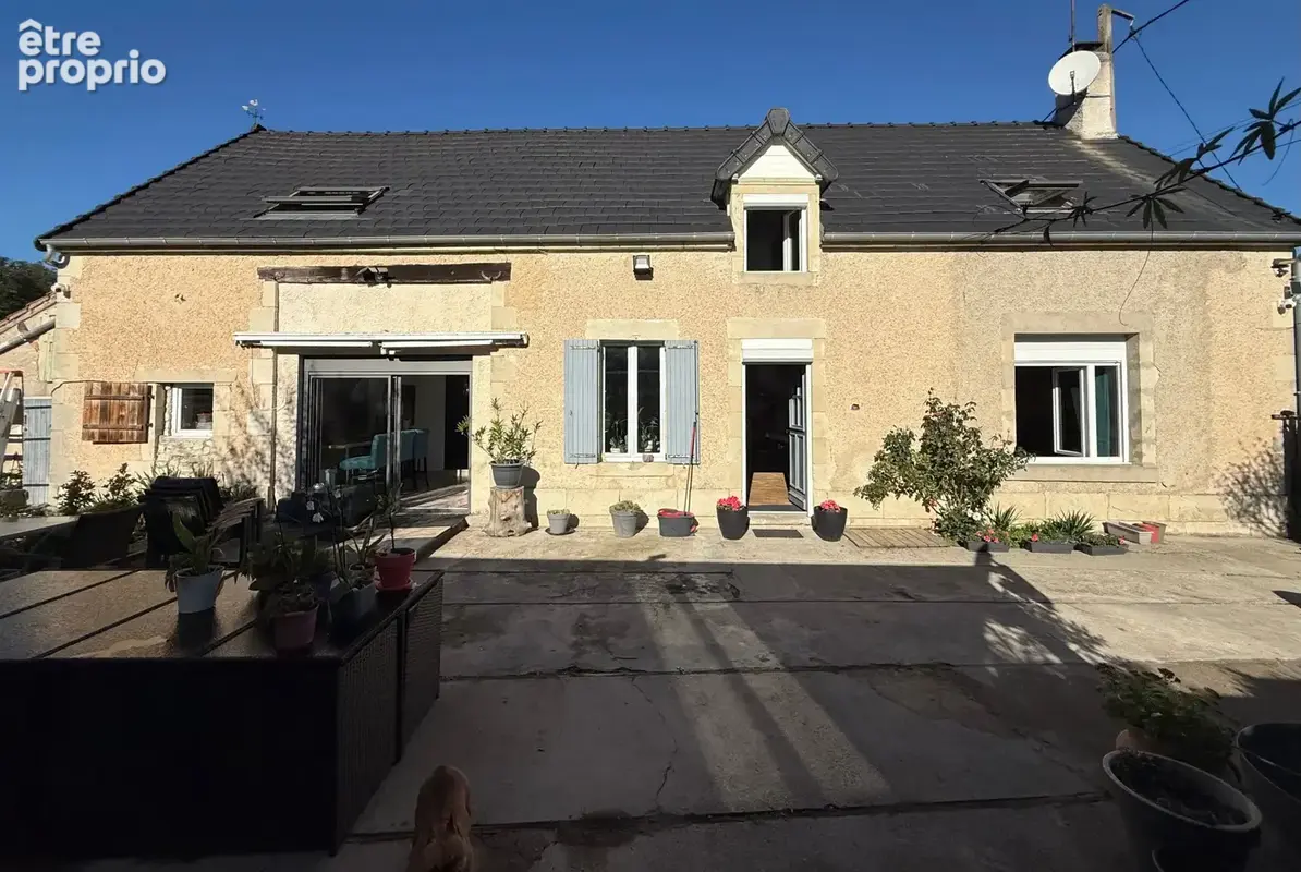 Maison 5 pièces 140 m² à vendre à Vicq-Exemplet (36400) - photo 1