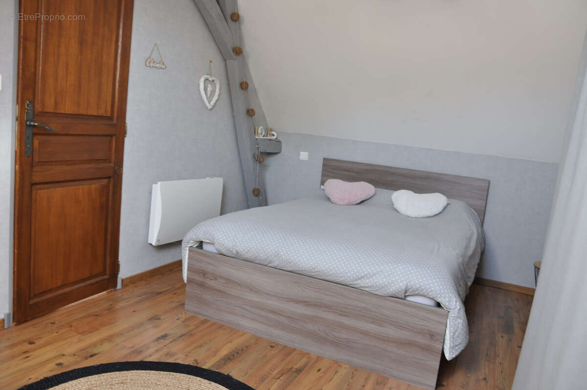 Maison à JALIGNY-SUR-BESBRE