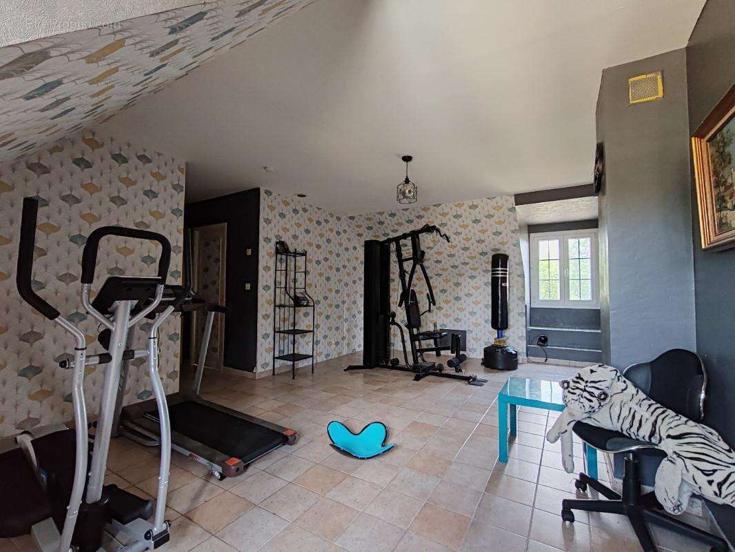 Maison à CHATEAU-RENARD