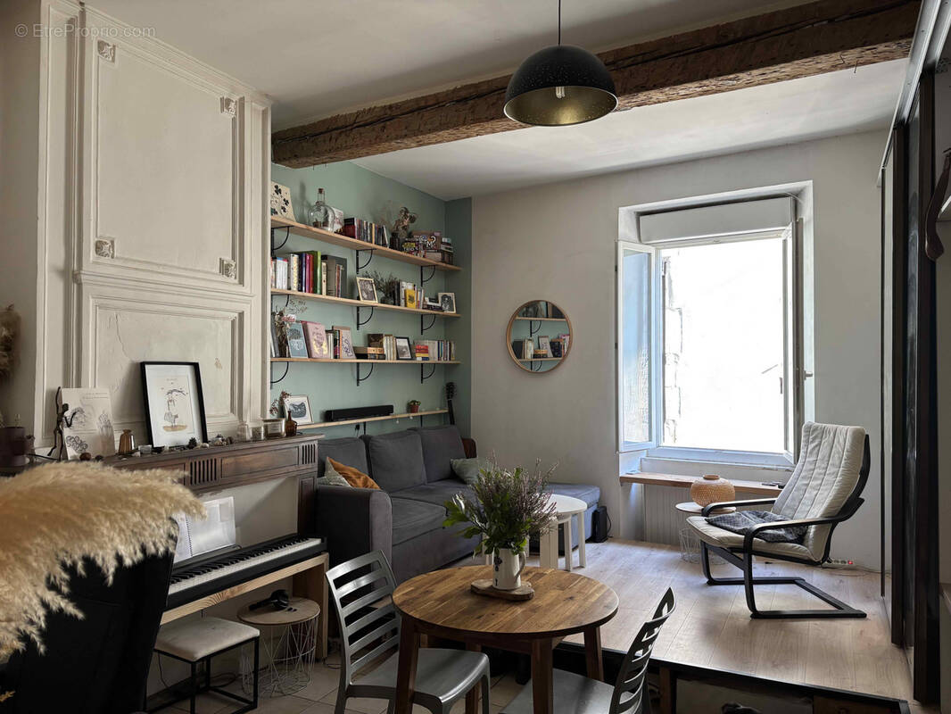 Appartement à GANGES