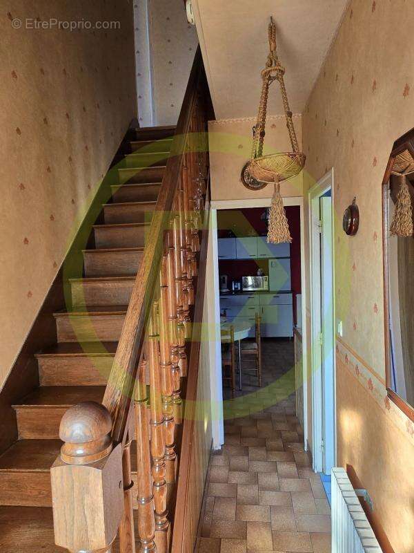 Maison à FLEURY-LES-AUBRAIS