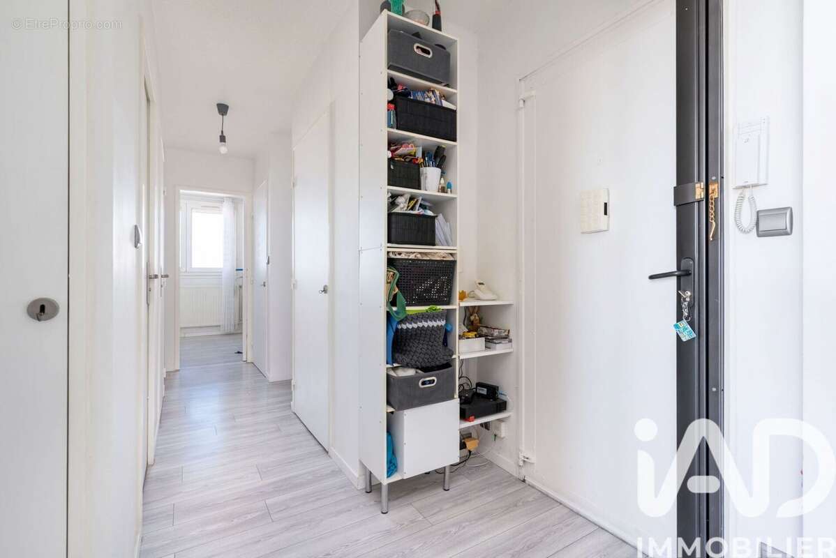 Photo 6 - Appartement à MEYZIEU