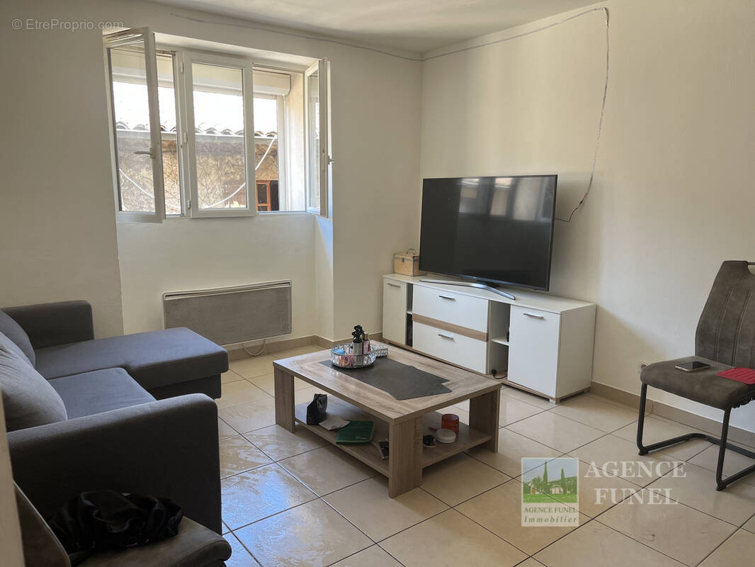 Appartement à SAINT-VALLIER-DE-THIEY