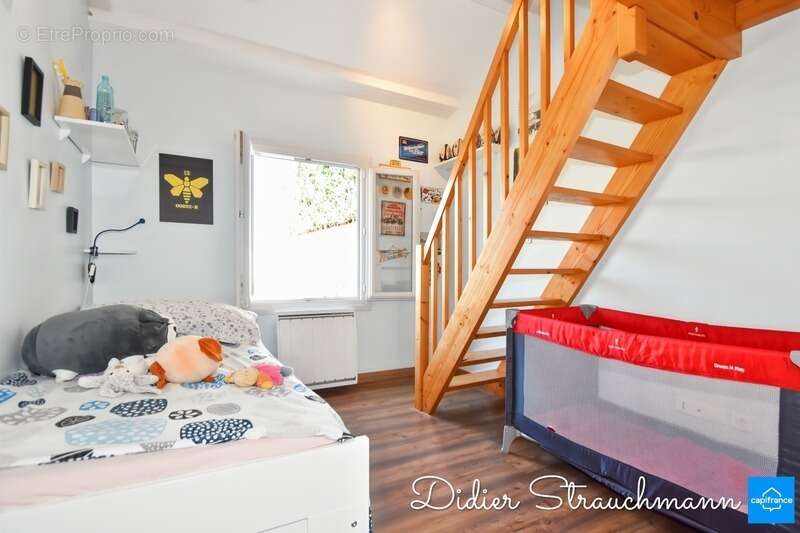 Maison à vendre 8 pièces CLAVETTE (17) - photo 12