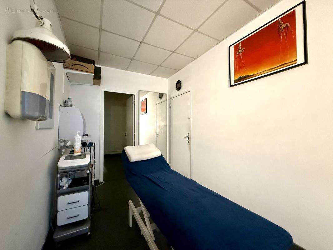 Commerce à PARIS-4E