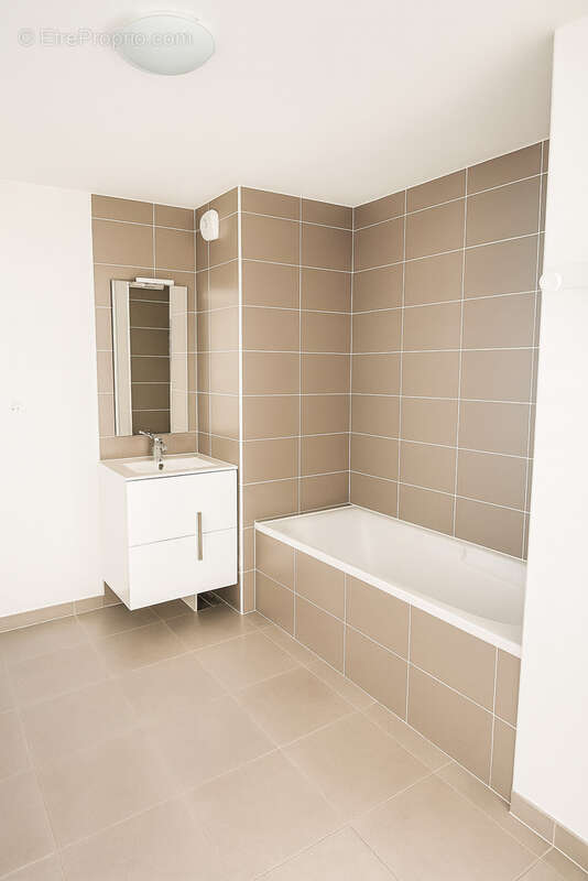 Appartement à PEROLS