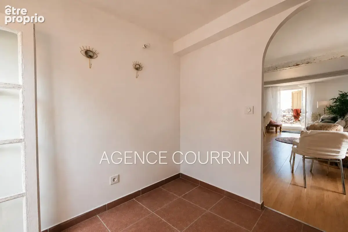 Appartement 1 pièce 28 m² à vendre à Grasse (06130) - photo 4