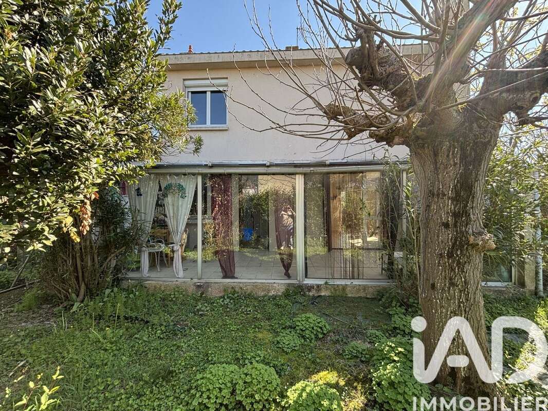 Photo 2 - Maison à CASTELGINEST