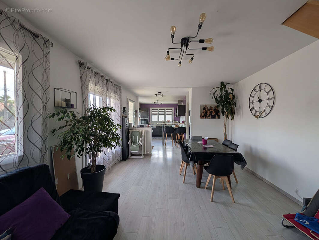 Maison Le Boullay Mivoye 6 pièces - photo 2