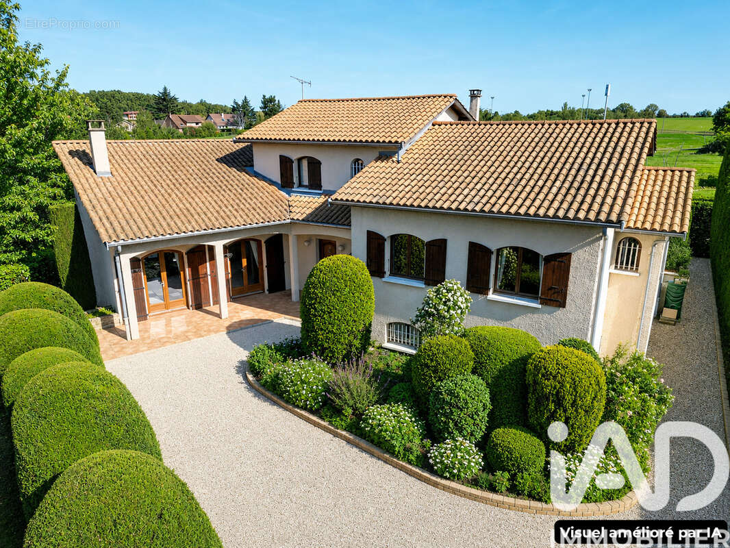 Photo 2 - Maison à GENAS