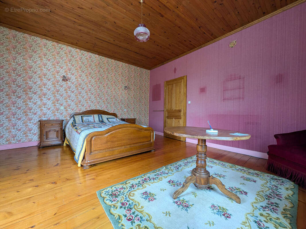 Maison à vendre à Montailleur avec vue sur la montagne - photo 12