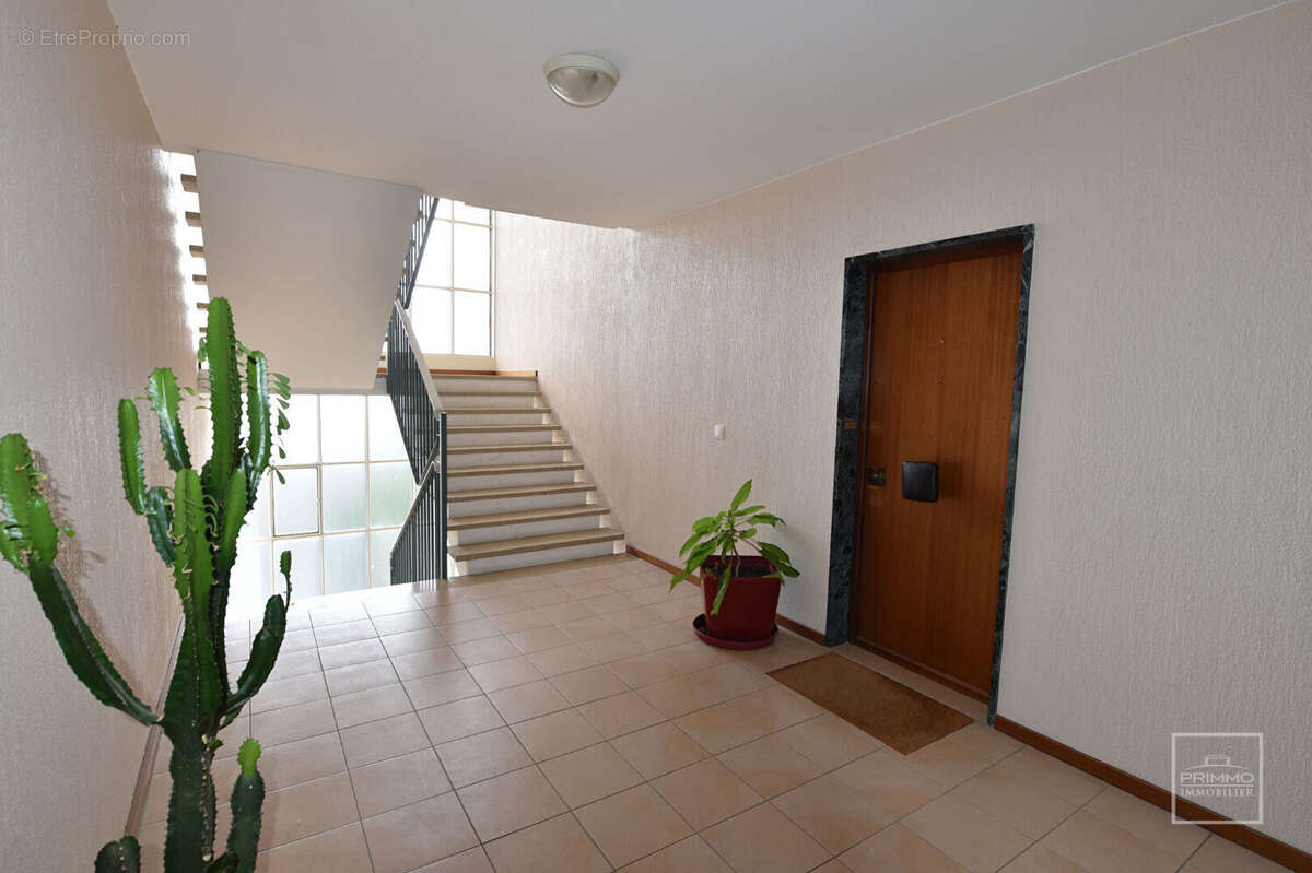 Appartement à SAINTE-FOY-LES-LYON