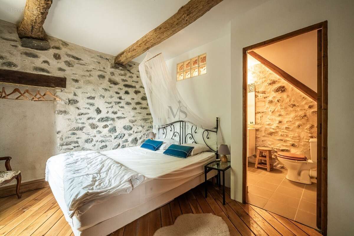Petite maison T2 de charme rénovée - photo 2