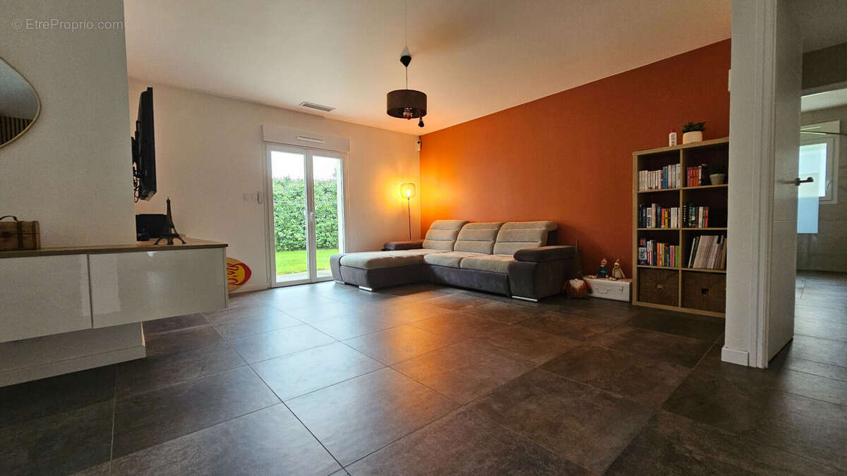 Maison à LES SORINIERES