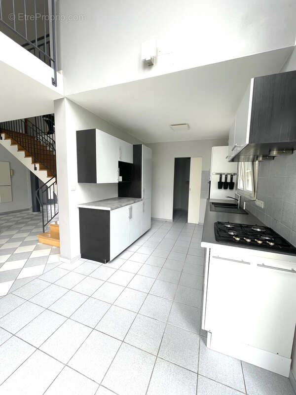 Maison à VARCES-ALLIERES-ET-RISSET