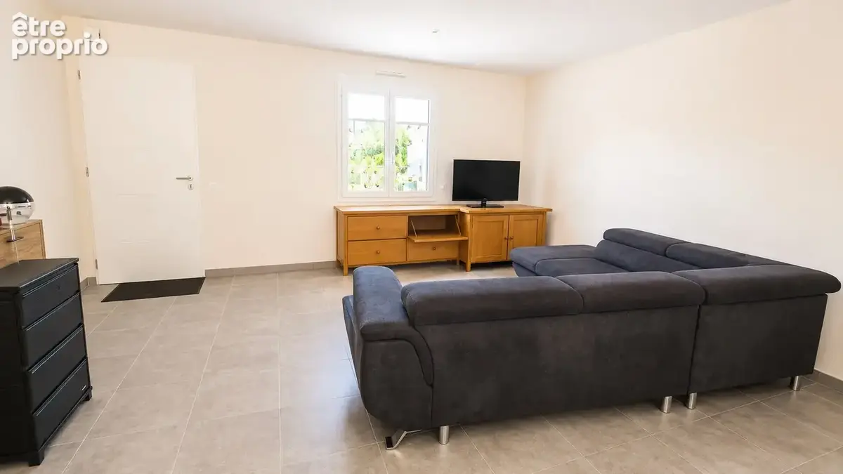 Maison 2017 indépendante 3 chambres, quartier calme LA CHAIZE LE VICOMTE, sortie vers LA ROCHE SUR YON - photo 2
