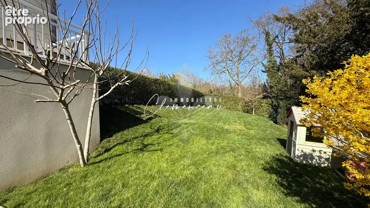 A vendre - appartement 82.45 m² - 3 chambres - jardin/terrasse 202 m² - 2 parking- 1 cave - photo 13