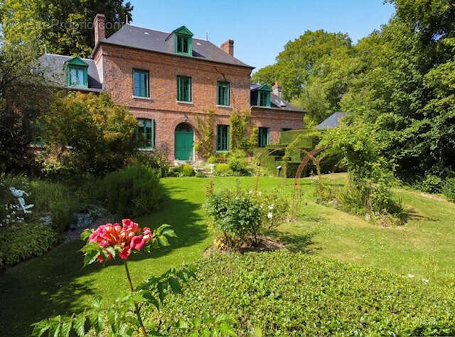 Maison à NEUFCHATEL-EN-BRAY