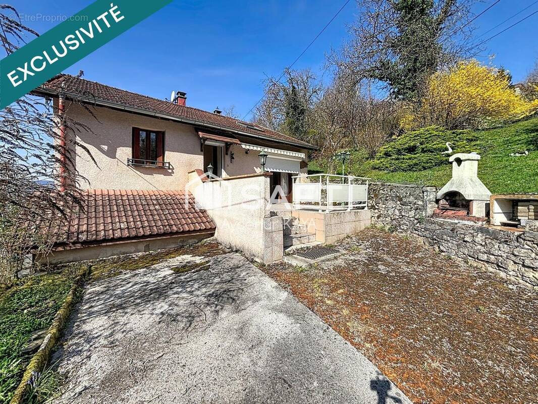 Photo 1 - Maison à SAINT-CLAUDE