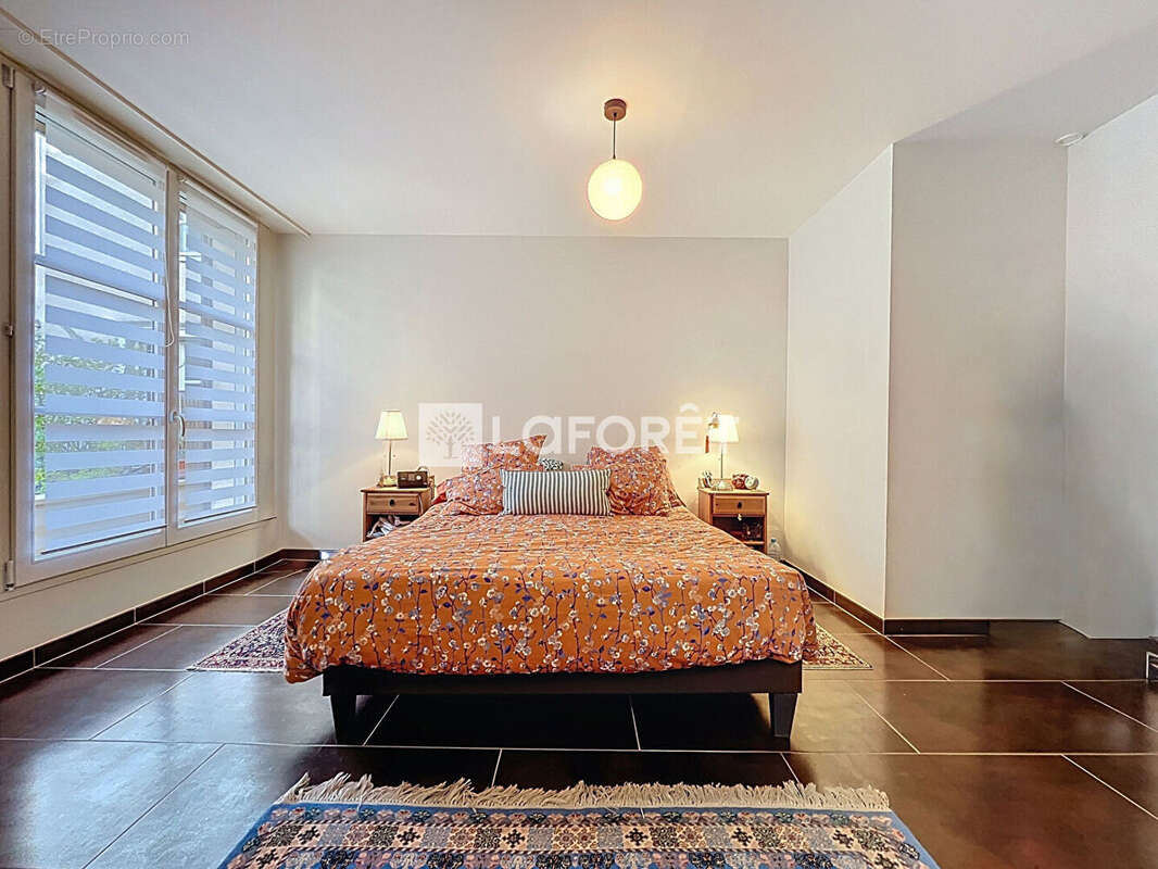 Appartement 136 m² à vendre Centre-ville de Chartres Accès indépendant et ascenseur privatif - photo 5