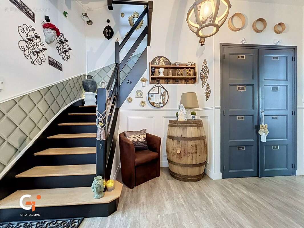 Sotteville-lès-Rouen Maison 8 pièces 147 m² - photo 6