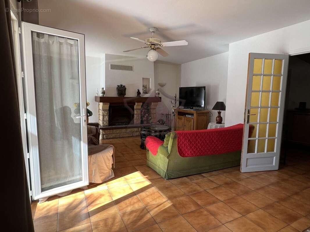 Maison à MOLIERES-SUR-CEZE