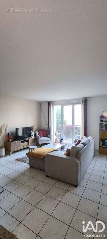Photo 3 - Appartement à COMBS-LA-VILLE