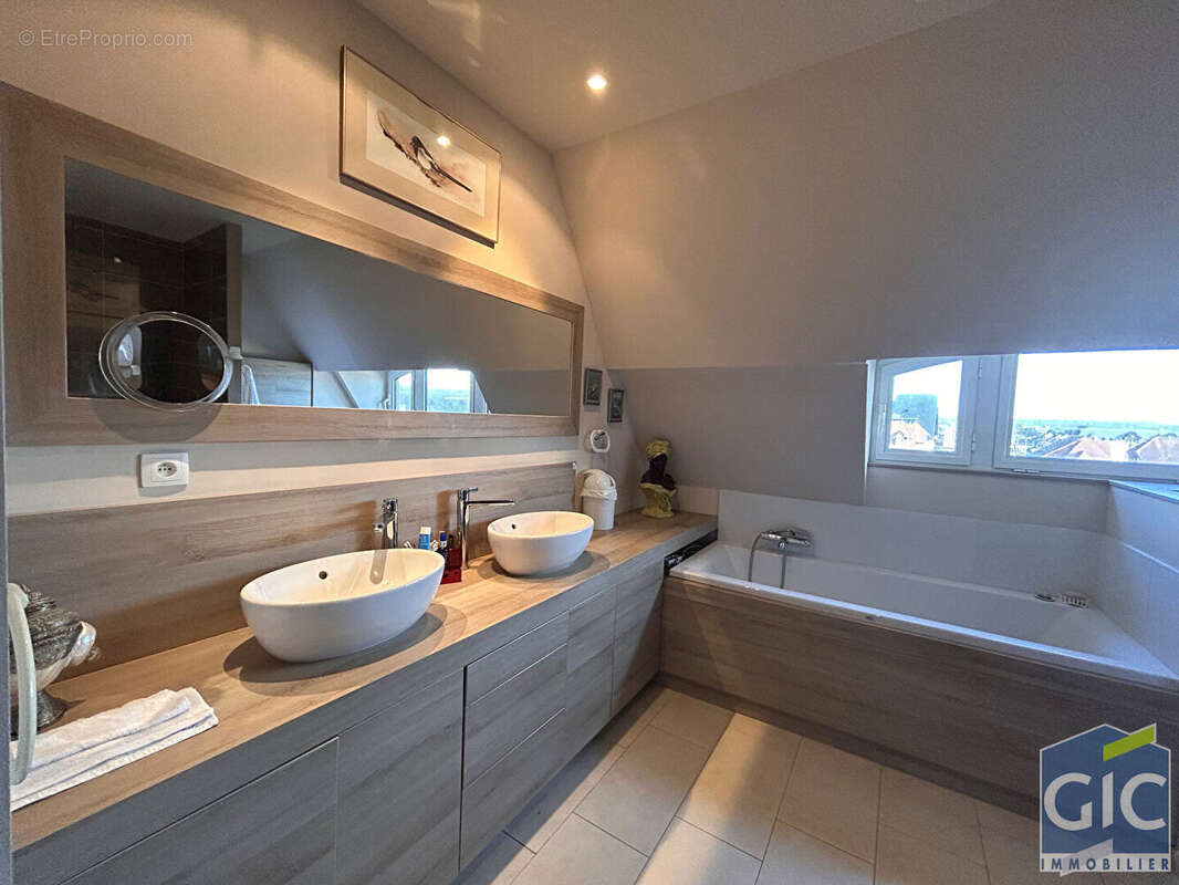 Appartement à BENERVILLE-SUR-MER