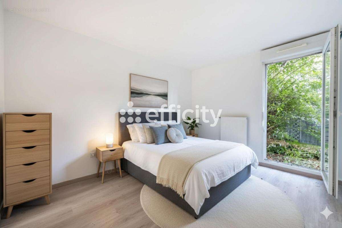 Appartement à PERSAN