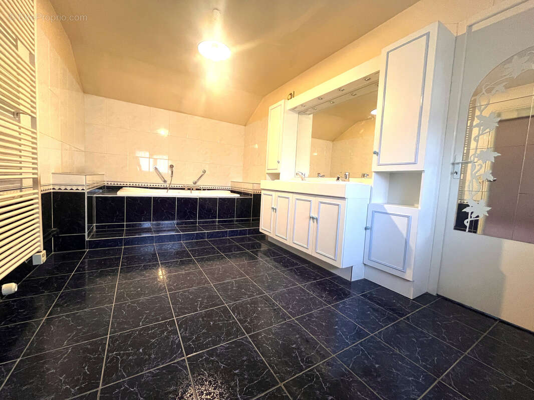 Maison à BRANSCOURT