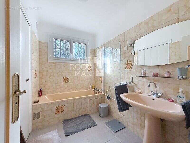 Maison à LA MONTAGNE