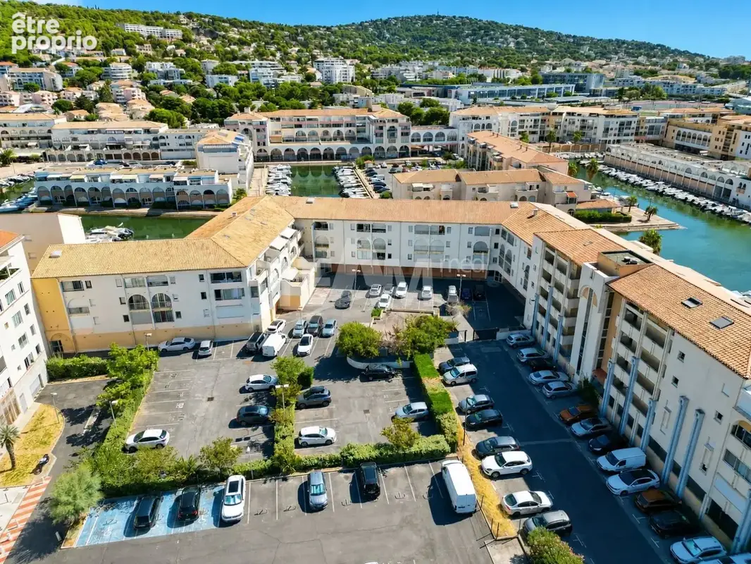 T2 avec parking proche plage - photo 17