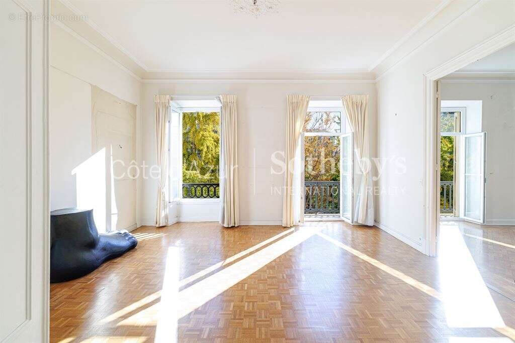 Appartement Belle Époque à rénover à Nice, fort potentiel, 190 m², Quartier Wilson - photo 5