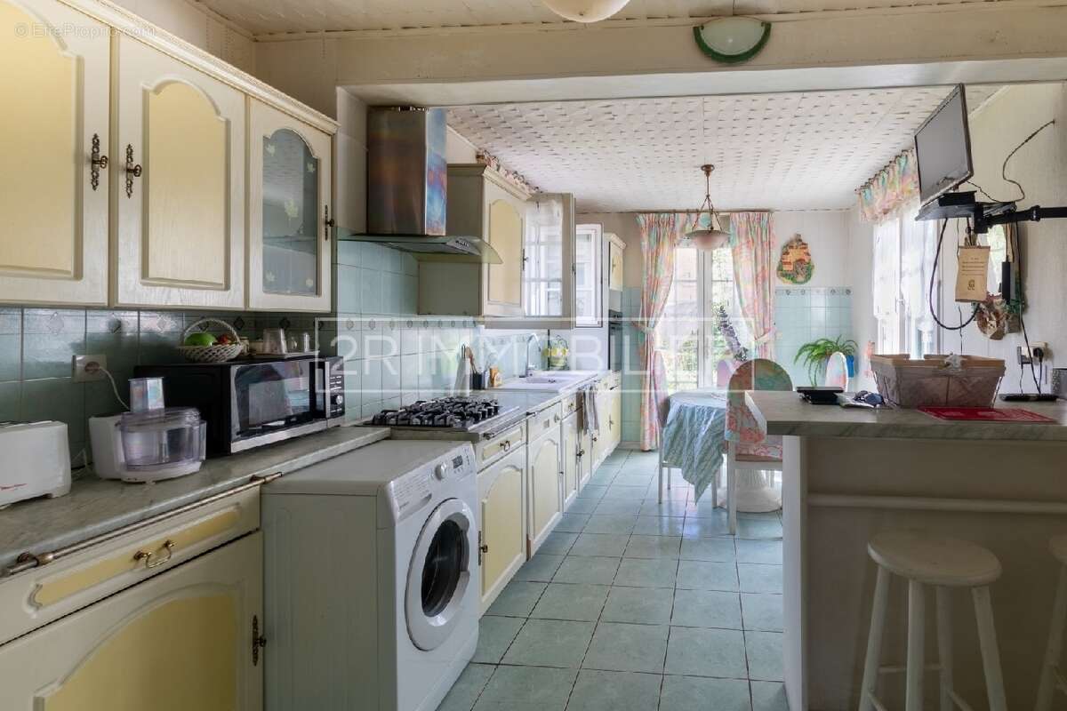 Maison à OZOIR-LA-FERRIERE