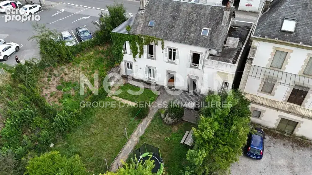 Maison des années 30 - CENTRE VILLE USSEL- Charme et authenticité - photo 2