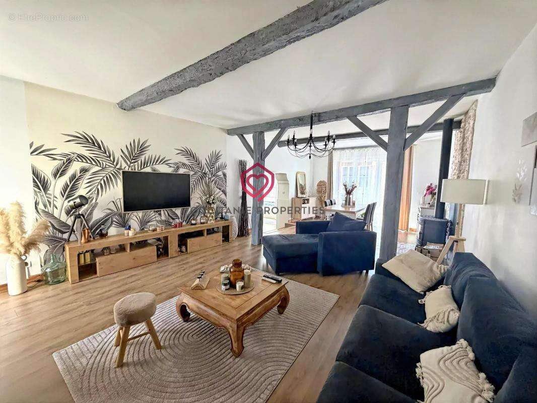 Maison de village rénovée avec extérieur - photo 2