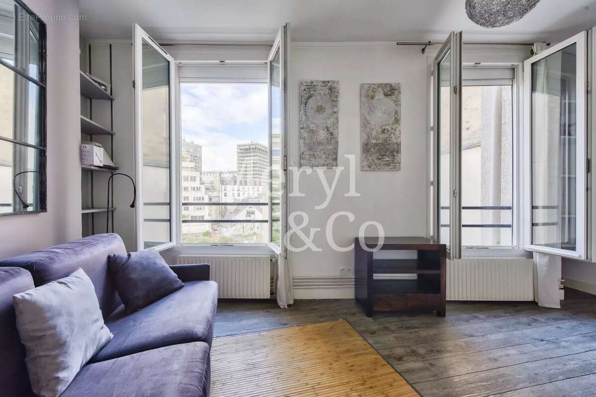 Appartement à PARIS-14E