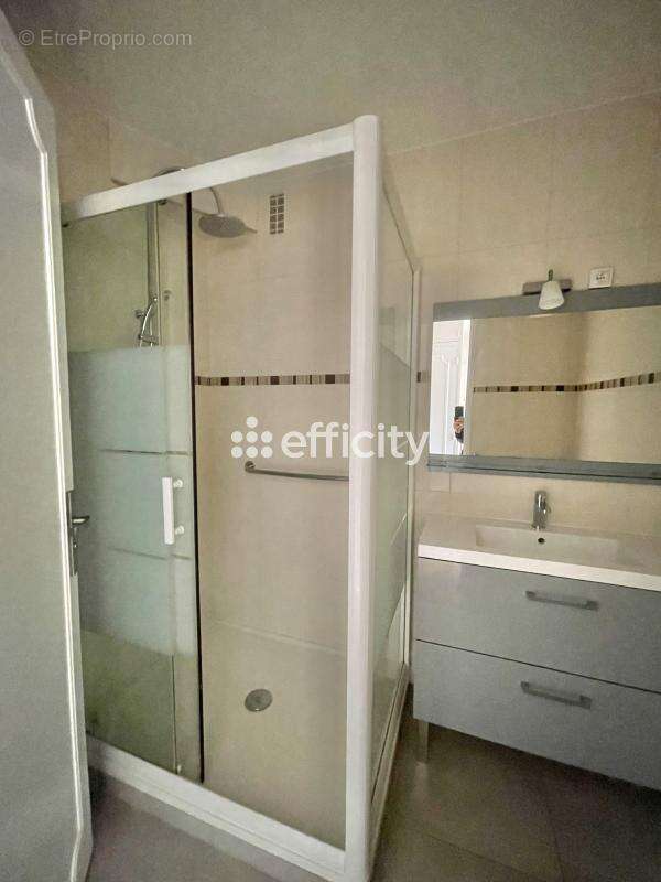 Appartement à COLOMBES