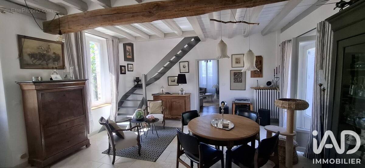 Photo 1 - Maison à MICHERY