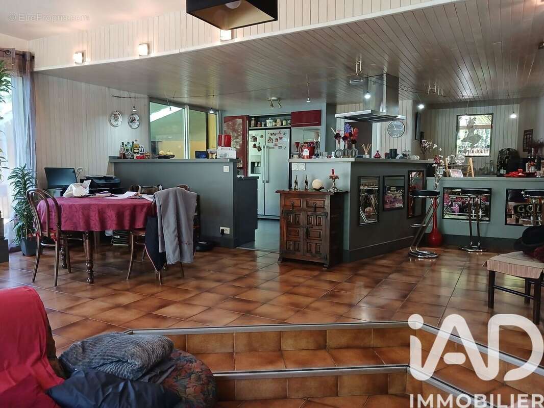 Photo 4 - Maison à LUXEY