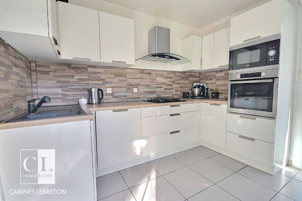 Appartement à MARSEILLE-10E